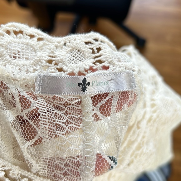 Lace top - Picture 5 of 5